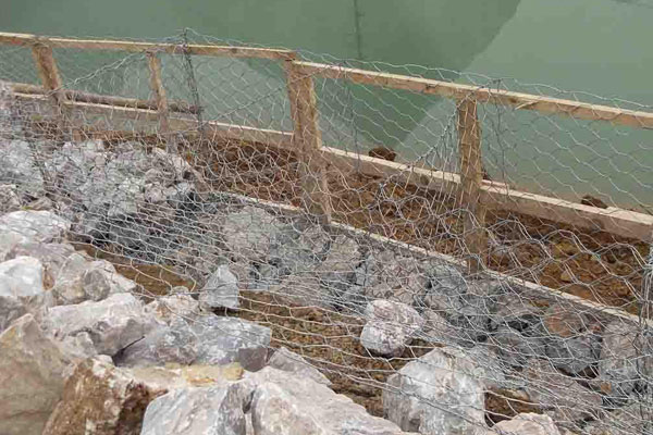 護坡石籠網(wǎng)